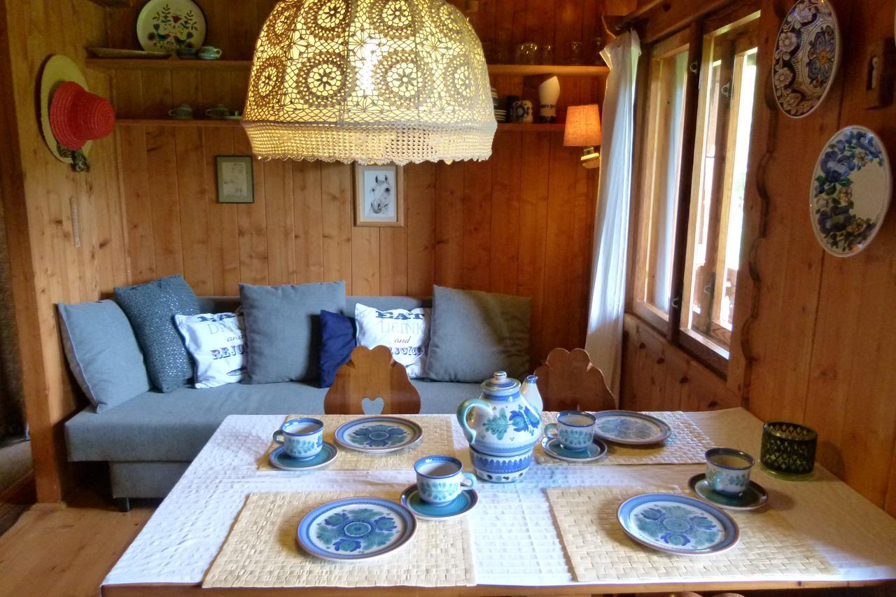 Drewniany Domek Bb Nad Rzeka Powrożnik Exteriér fotografie